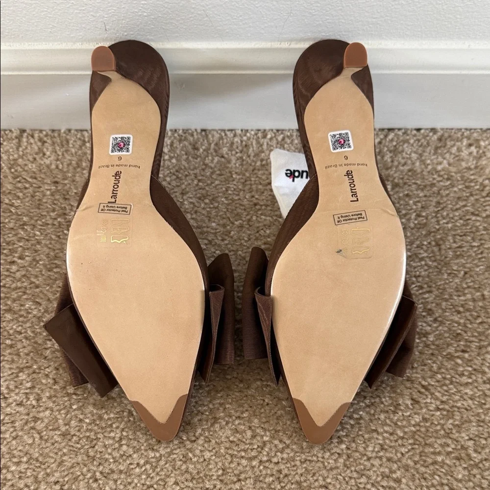 Larroude- Mini Elle Pump Brown Slip-On NWOT- Size 6 - Picture 9 of 10
